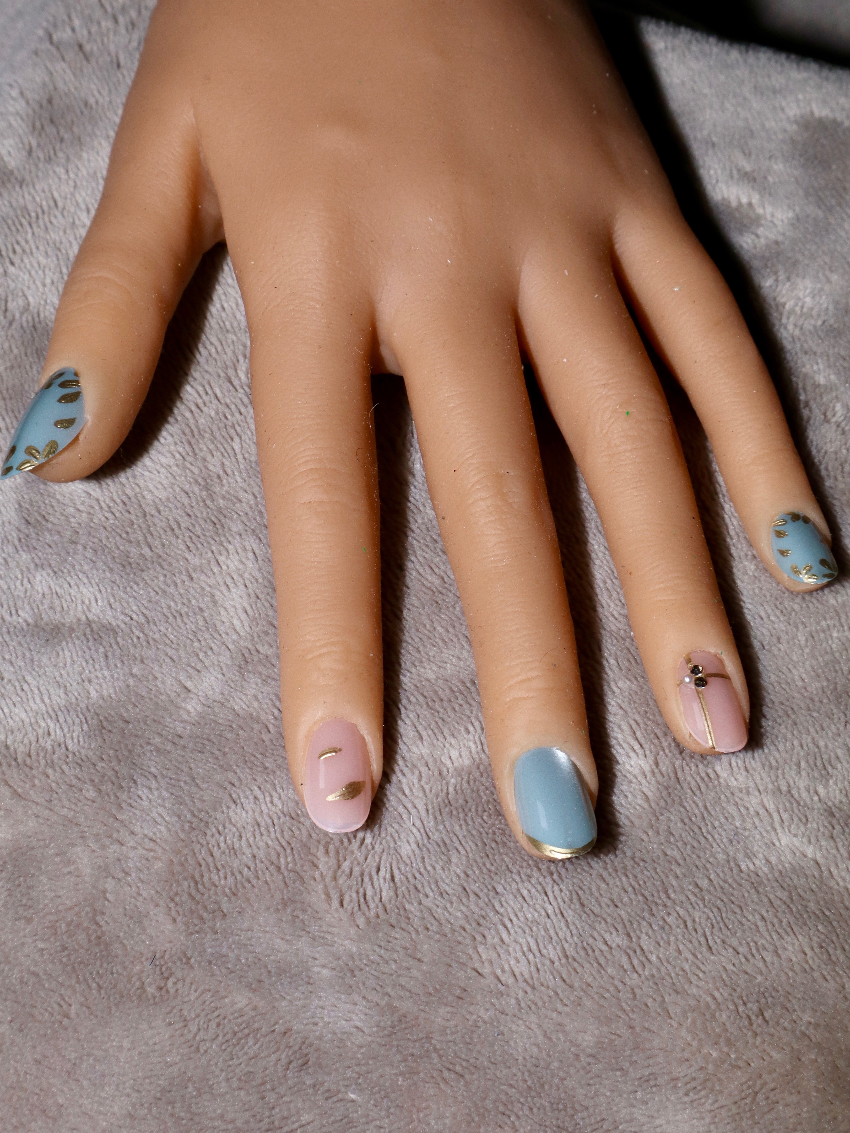 Narnia Nail Set