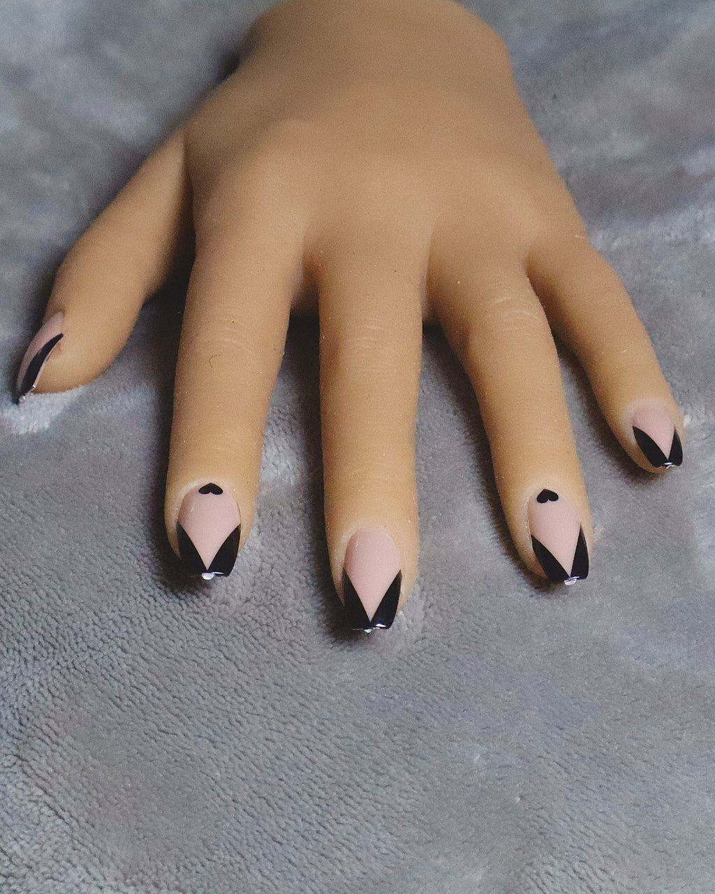 Black Hearts Nail Set