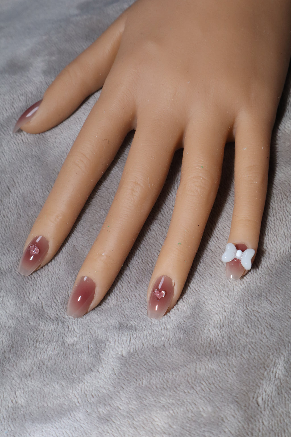 Bow Tie Nail Set